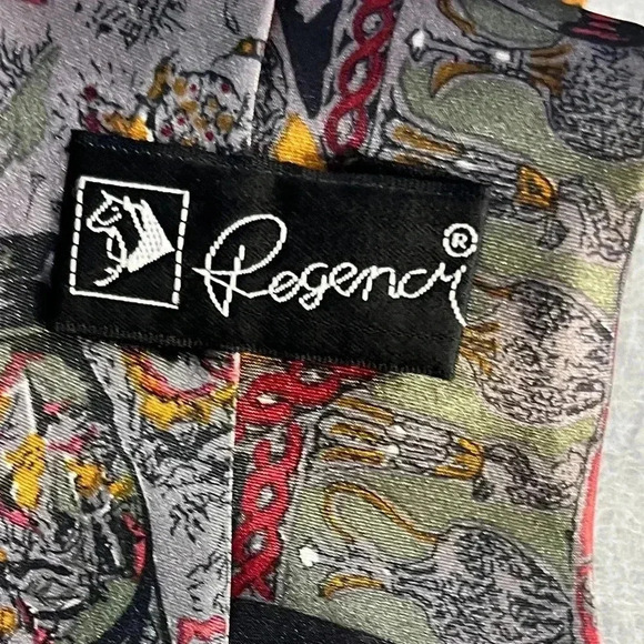 Regency Silk Tie vintage Italian print vases and somewhat abstract - Picture 3 of 4